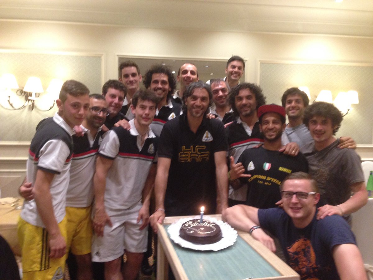 HockeyClubBra's tweet photo. Happy birthday to our coach @MassimoLanzano #birthday #ourcoach https://t.co/ci0mb07wts
