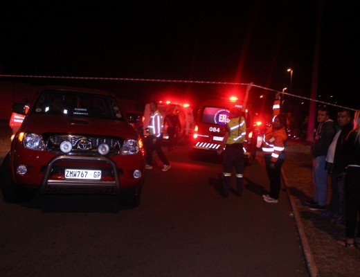 KrugersdorpNews's tweet photo. Four-year-old sole survivor after Robert Broom crash claims four lives: https://t.co/E13WzvSZbO @MarizkaMcoetzer https://t.co/5P0NLzbwnE