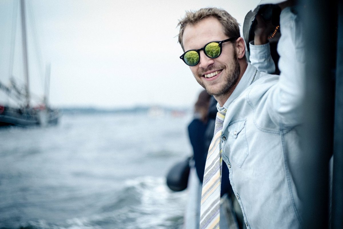 OntFront's tweet image. Dressed up in #ontfront #client #friend