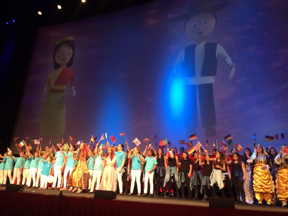 festdeculturas's tweet photo. El Festival termina con mucha ilusión y alegría!Esperando ya al del año que viene!Gracias a todos!#IFLCESPAÑA2016 https://t.co/KZUdopdW0k
