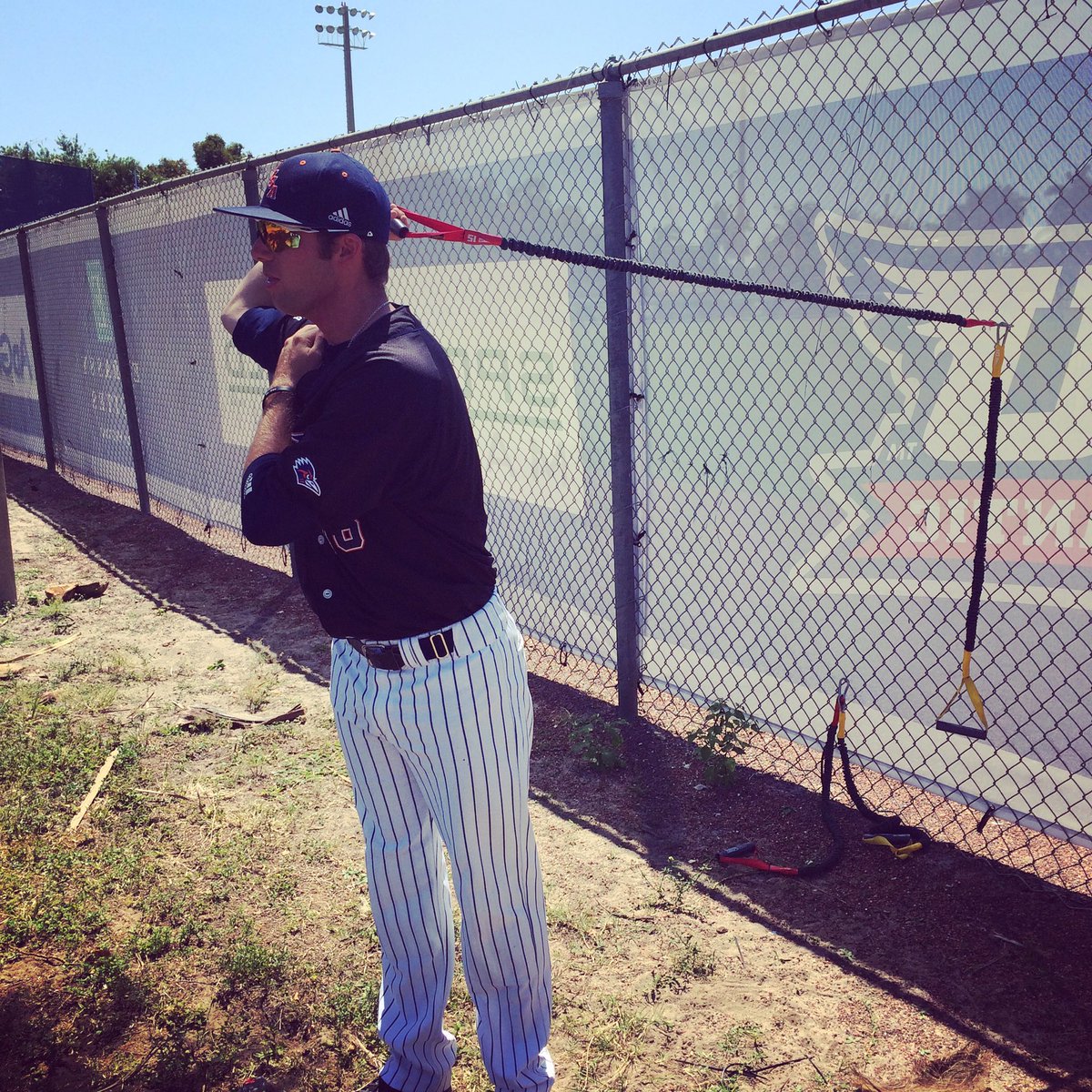 UTSABSB's tweet photo. Pregame warmups for Game 2 against @FAU_Baseball at 4 pm #bullpenviews https://t.co/Rz7BPkYSkk