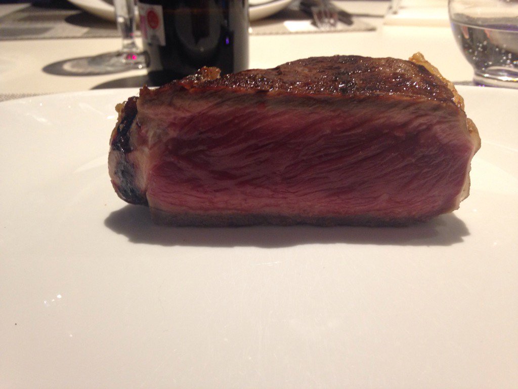 virginie6417's tweet photo. #cotedeboeuf #cuissonparfaite https://t.co/aiQkSHlYpZ
