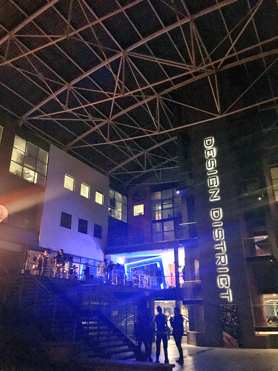Lloydi_Boy's tweet photo. Arrived at the #BAGCC @bossmodelsjhb PARTY! @Fluid_Rosebank #SMIMafia https://t.co/fNVfIEa5s3
