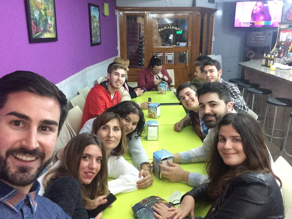 JovesCostera's tweet photo. Després de la xarrada amb @VicentMarza @CompromisXativa #governsambcompromís https://t.co/4qsiWXUAhZ