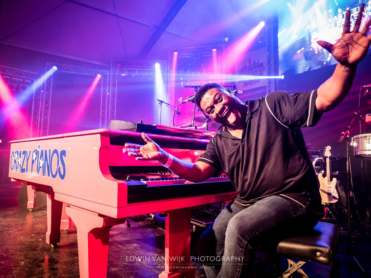 Kasteelfeesten tweet media