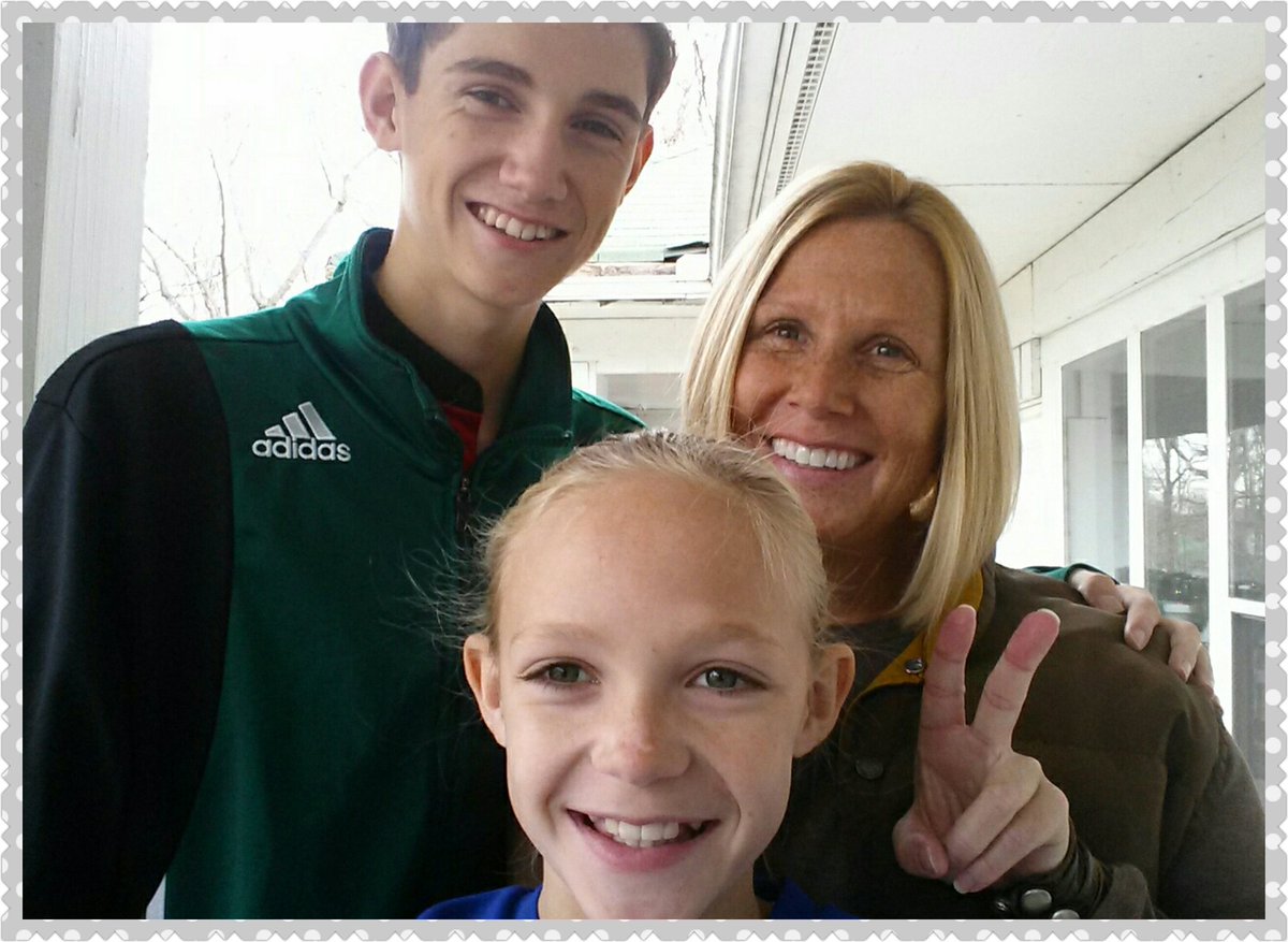 SoccerMomLa's tweet photo. My life. My heart. #MothersDay #SorryAboutYourHeadSmith #YouAreSoTall #FirstNameSmith #GirlNameJake #familylove https://t.co/kKre4oEWga