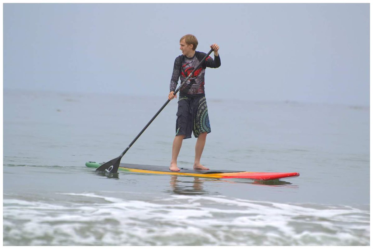 Waterboxer's tweet image. Taught my son to read with comics. Many teachers criticized me yet he was always the best reader #FreeComicBookDay