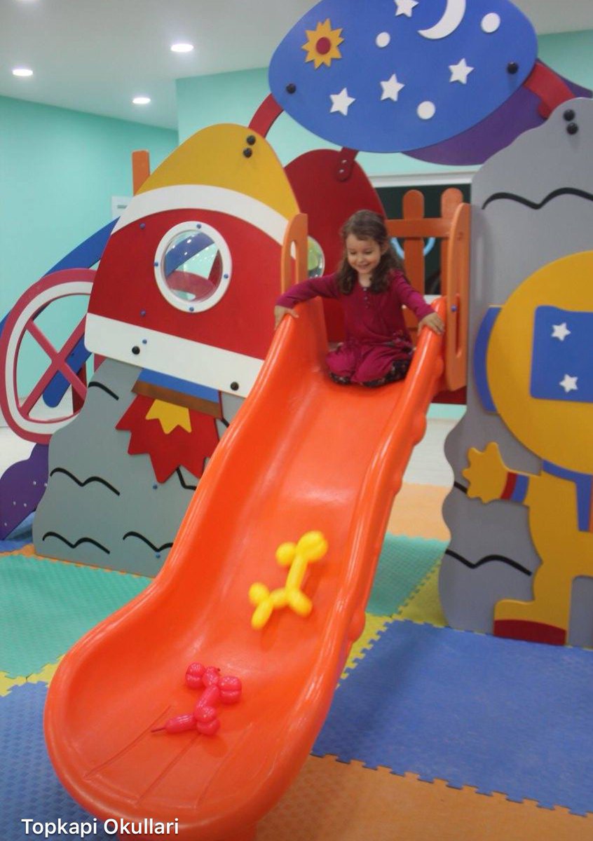 Yaz okulumuz 20 haziran itibari ile kayıtlı öğrencilerimize hediyemizdir.