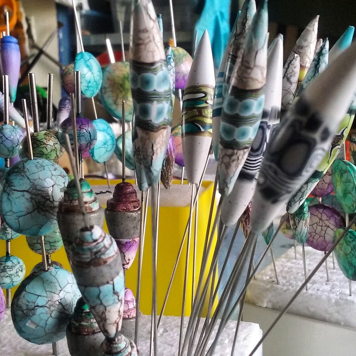 planet isis tweet media