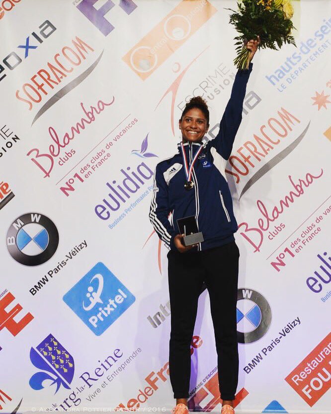YsaoraT's tweet photo. 12ème titre de Championne de France ❤️🏅🙌🏼 Merci à tous #heureuse #ASBRForever #francefleuret2016 https://t.co/kZpAsn0wR0