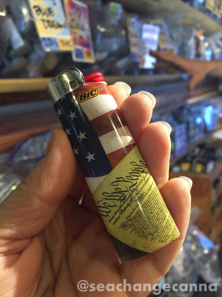 SeaChangeCanna's tweet photo. Something pretty great about being able to buy a lighter with the Constitution on it #legalizedit #fweedom https://t.co/WFubNpEyKM