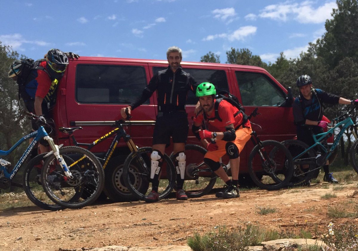 malditosBKTRDOS's tweet photo. Buen día hemos echado hoy en Utiel,muy recomendable,mucha senda y buena gente #enduro #bikestardos https://t.co/NmCm1sKJla