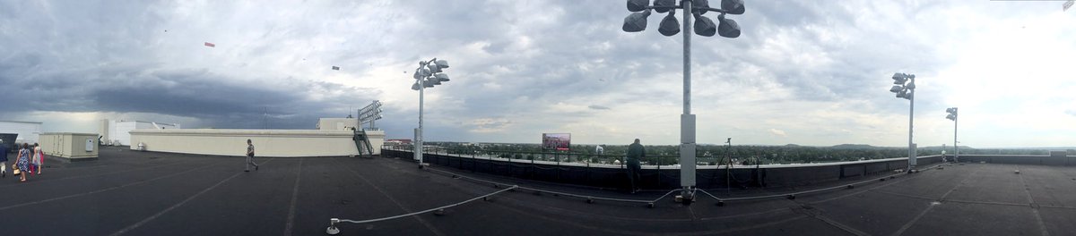 MattGlo's tweet photo. Just got in the rooftop. Starting to drizzle #KyDerby https://t.co/tZQVplh1BW