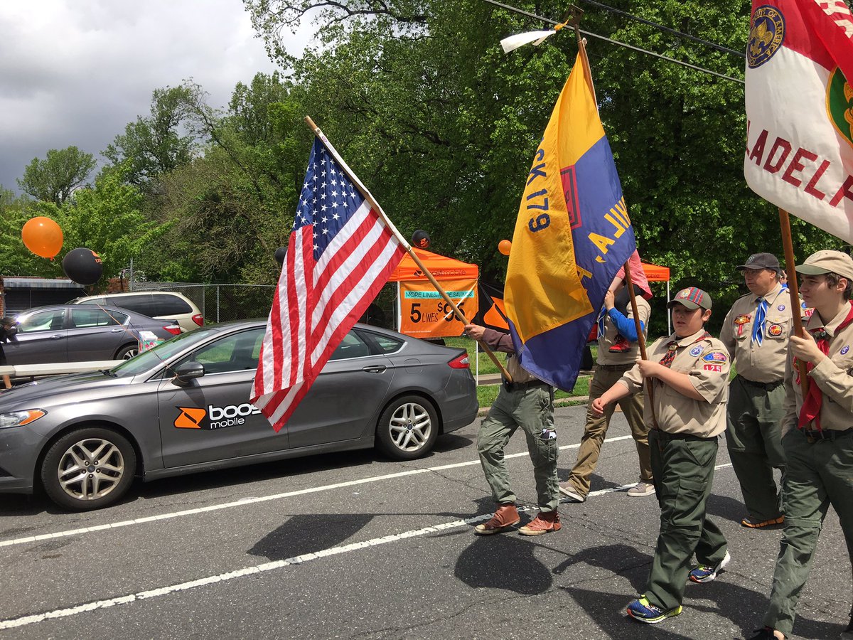 ConnectiveBR's tweet photo. #BoostHasYouCovered at #JuniataPark parade #ConnectiveWireless @JuniataAction @vtruongcao https://t.co/3Fa9Ky3IvW