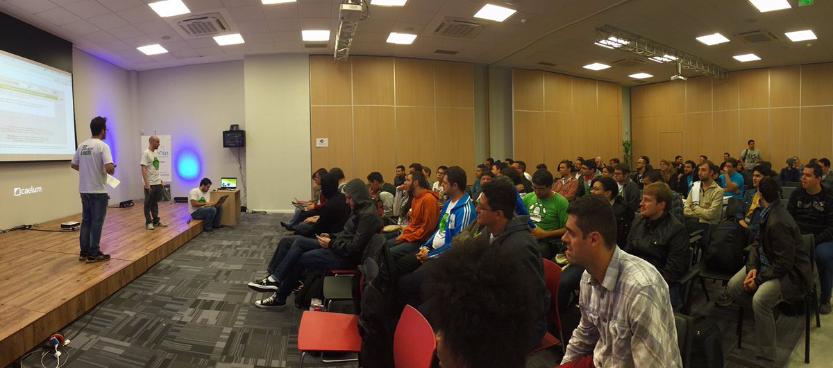 jchahoud's tweet photo. Android meetup 3 anos #gdgsp #am3anos #AndroidMeetup https://t.co/1P6MawF1Ai