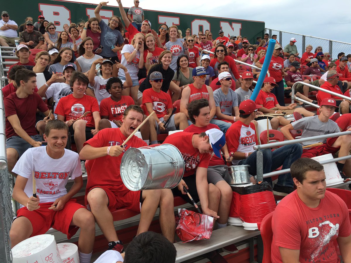 randypittenger's tweet photo. Great crowd at Tiger Field supporting @BTigerBaseball vs Lakeview Centennial. 1-1 after 5 #GoTigers #ILoveBelton https://t.co/YSkzARU11o