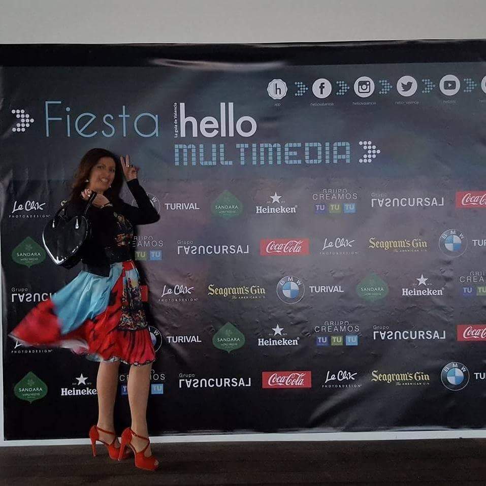 belmotilla's tweet photo. #hellomultimedia Presentación
@belmotilla @hello_valencia @LunasAmseld @SirenasCiudad https://t.co/WO4tVUZkc3