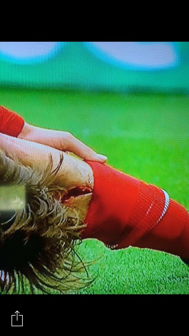 gplusd_'s tweet photo. 3 worst gashes on tele https://t.co/I1x8DkGsGi