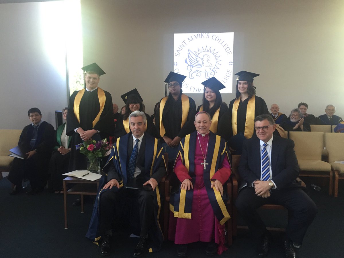 corpusvancouver's tweet image. Presenting the Corpus Christi College graduating class of 2016! 🎓🎉 #CorpusConvocation2016 #LIONlife #AssociateofArts