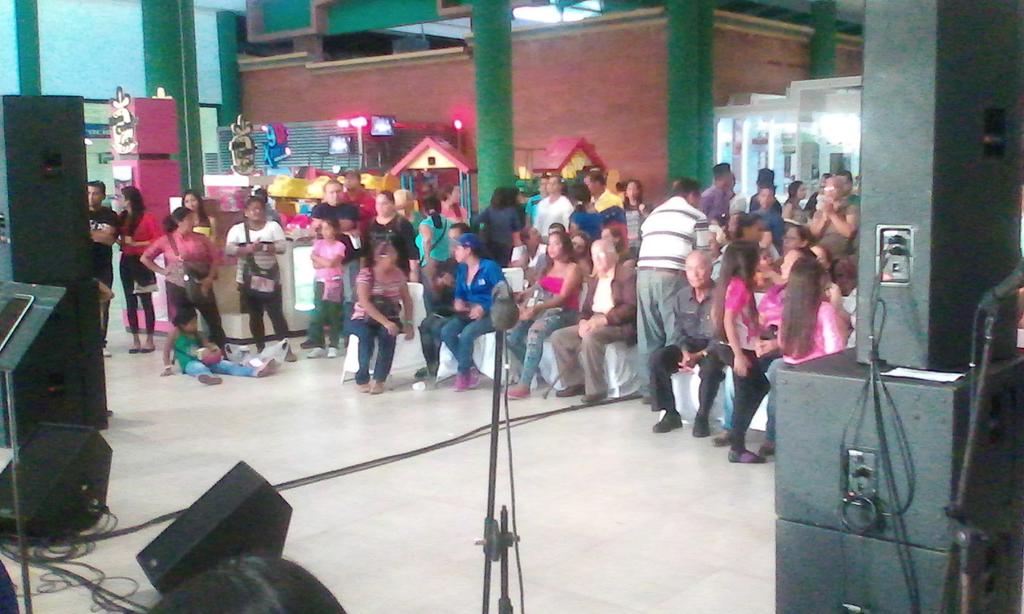 jennyenlared's tweet photo. En @CascadaMaturin  celebran el día de la madre con  sinfónica de Caripito @laverdadmo @MonagasVision @ https://t.co/a6Lgp9nDEU