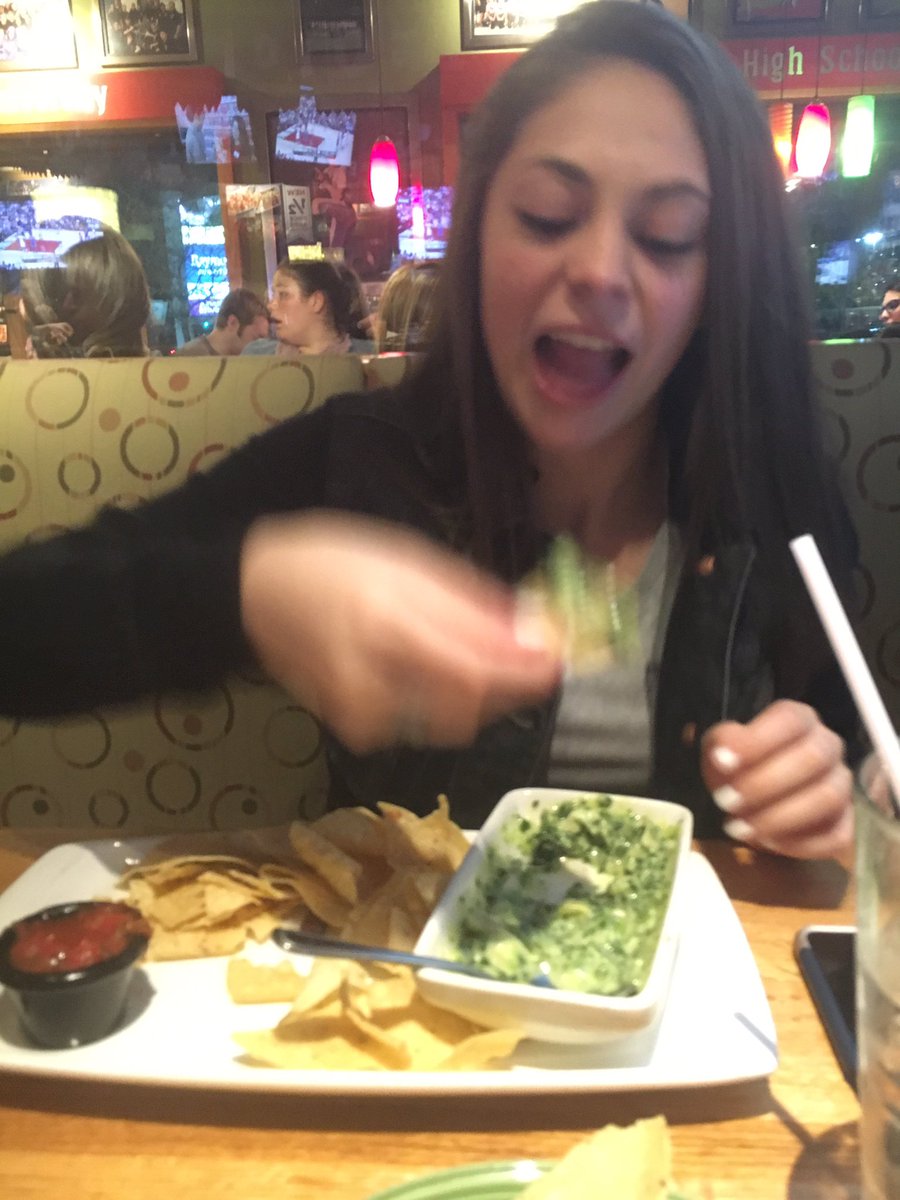 toriiwilsonn_'s tweet photo. She thought the food was pretty, I thought she was prettier๐๐ @celestemariexs #clichecaption https://t.co/axFIk6Vxkv