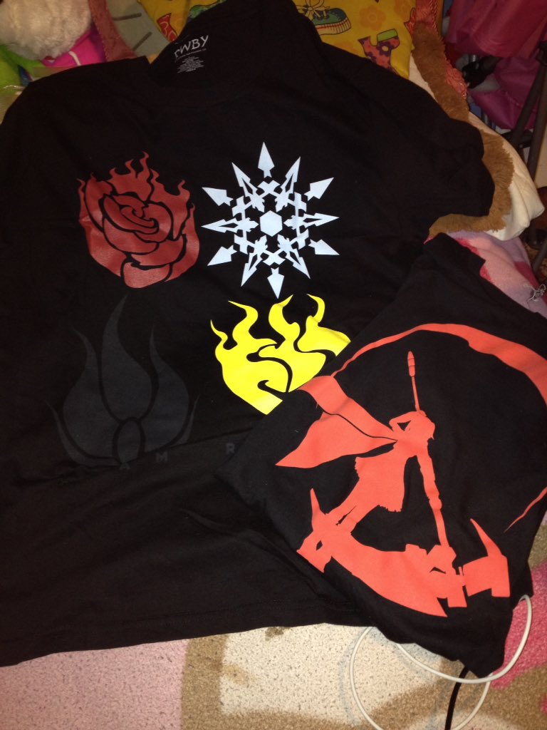 TabiDramaQ's tweet photo. More #RWBYHotTopic merch! I'm ready for the next season! πβ€οΈ @RoosterTeeth @HotTopic https://t.co/ZJUO4Xw5qE