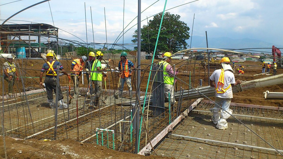 CondoMio's tweet photo. Avanzamos la construccion Trapiche V
#SomoshechosNopromesas
#casapropia2016 #Alajuela #CondoMio #sueñohechorealidad https://t.co/ZatqTNPM6m