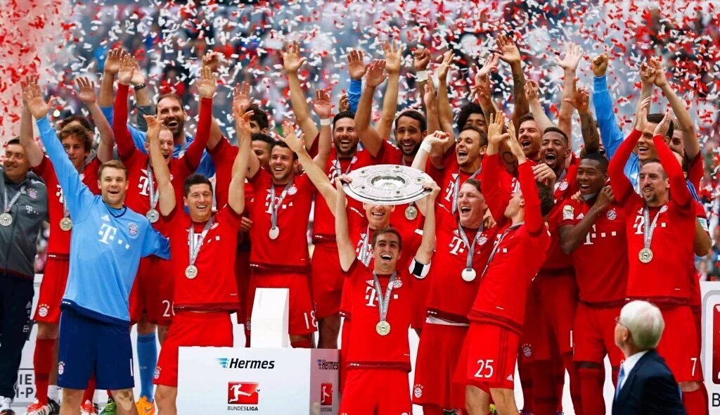 Mountakhab's tweet photo. Félicitations @MedhiBenatia pour ce 2eme titre de champion d'Allemagne https://t.co/xqGfd7P8pK