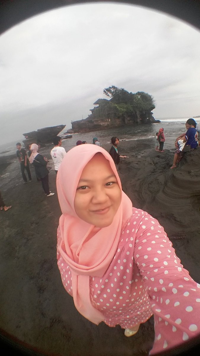 biintaaang_'s tweet photo. Tanah lot bali :* https://t.co/6JYU2wyXlI