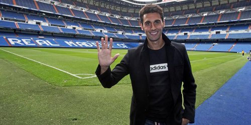 marca's tweet photo. #LoMásLeído Arbeloa: "He defendido al @RealMadrid por encima de todo" https://t.co/2NmzqoXG3f https://t.co/MkbM44XDMG