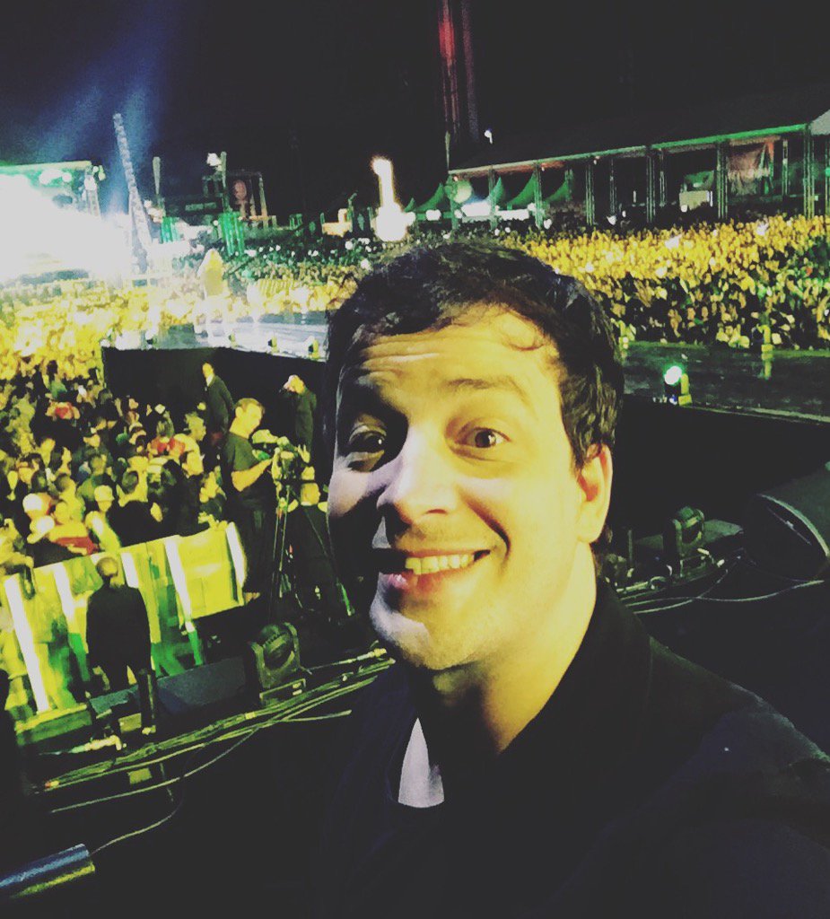 cortezrafa's tweet photo. Tá bom d+!Encontro #TOP c mta @Cerveja_Crystal! Ve no meu snap!E to em cima do palco e não me expulsaram!#CrystalTOP https://t.co/H9SVymPEfP