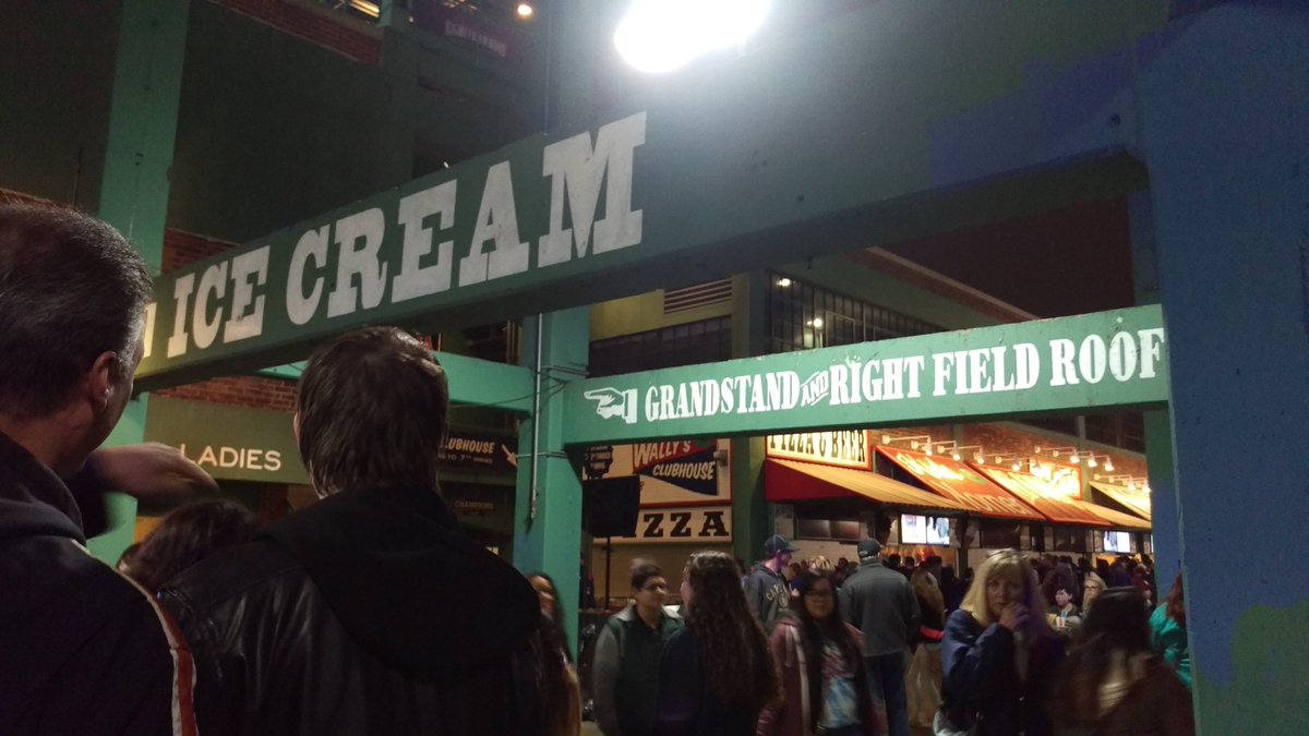 bizedcheff's tweet photo. Special event #Bpanlc fenway park. https://t.co/0IxfEkrYmz