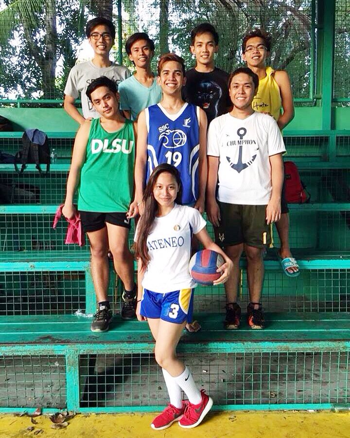 _aegorg's tweet image. Team B. 💙💕 #volleybolista #volleyballneverstop #vbph