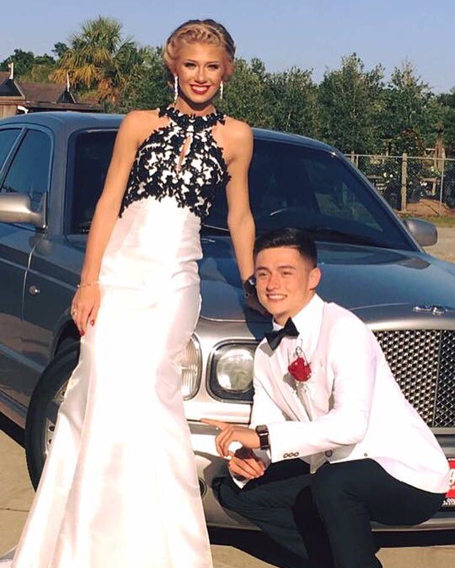 _deannarae_'s tweet photo. I'm Lucky I spent prom night with one of my biggest blessings❤️ @nathanfriedrich https://t.co/WAKp6J6mnI