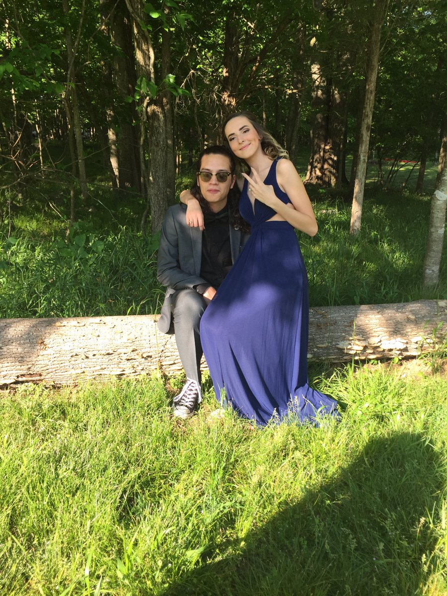 DeLaRosaMelly's tweet photo. It's here #ghsprom2016!! https://t.co/RWeB5ZETRw