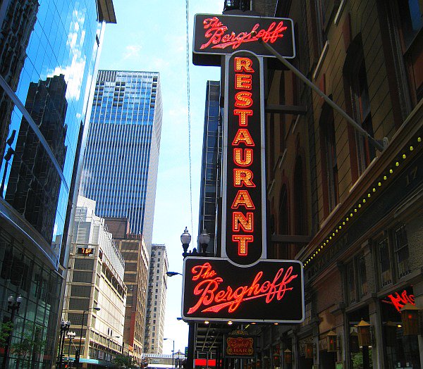 CuriousTravel66's tweet photo. Route 66 news flash:   The Berghoff will be sold — but it’s staying in the family https://t.co/gyGYsJz4bg https://t.co/JJpMoGOSHC