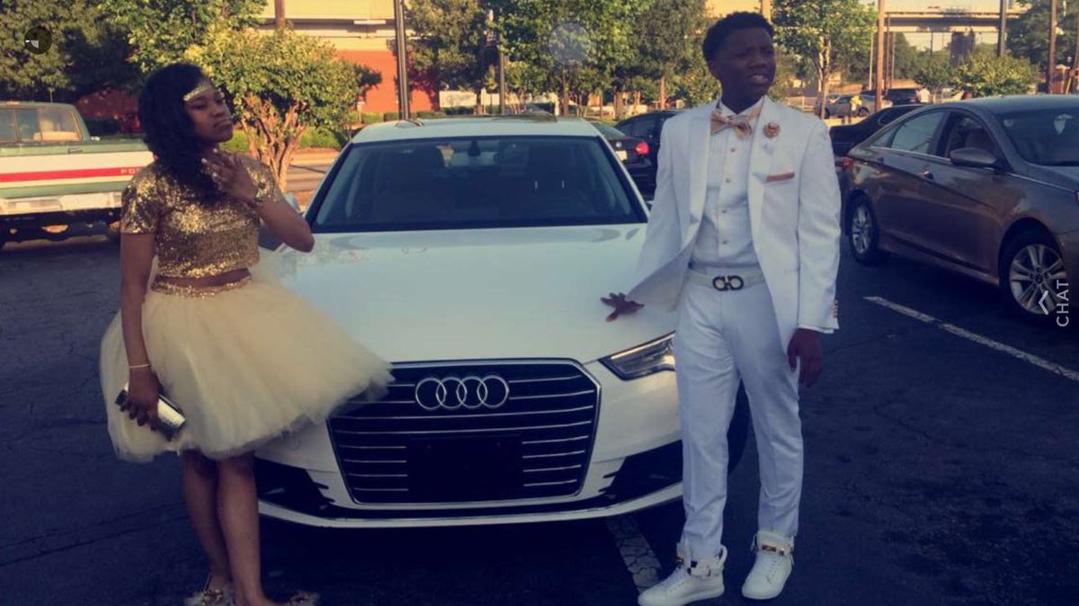 _Shona1's tweet image. I literally watched her grow up 😍😩 my baby sister 💜👭 #8thGradeProm