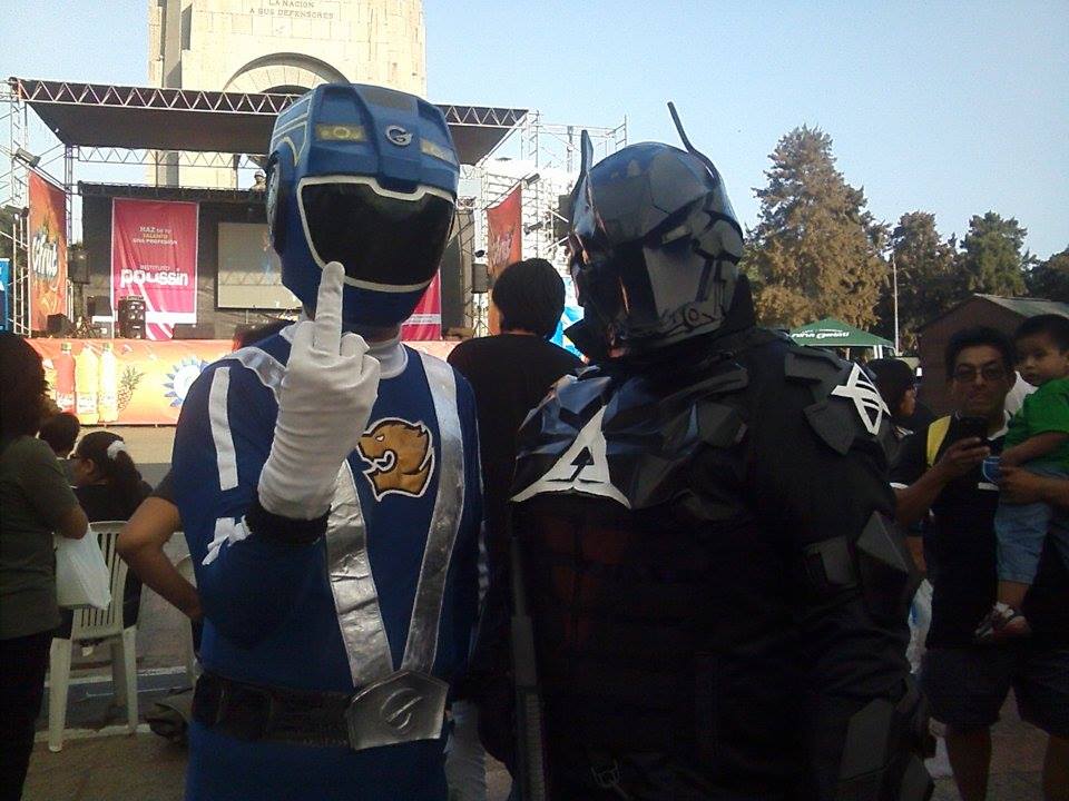 GTokuPeru's tweet photo. #Cosplay de #GoOnBlue en el #DíadelComicGratis https://t.co/9aSeH9nCwH https://t.co/TP2Ts9BEAy