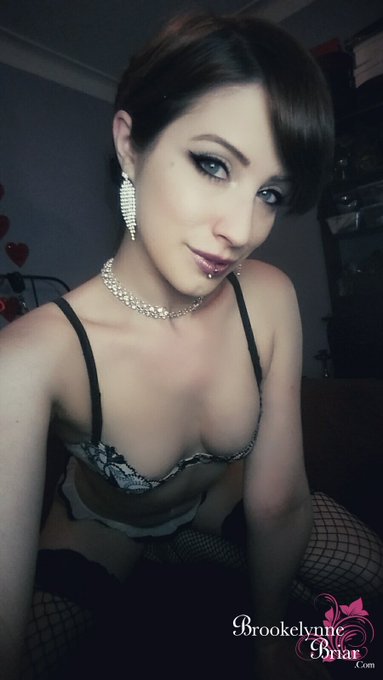 Getting ready to jump on #MyFreeCams for the night.  See you all in 15 min 💗💕 https://t.co/yFYP9D8giU<a href="/tag/myfreecams"class="tags">#MyFreeCams</a><a href="/tag/tmblr"class="tags"><span>#tmblr</span></a>