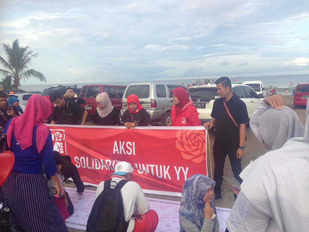 sumbar_psi's tweet photo. Sumbar for Yuyun #solidaritasYY https://t.co/EhDmRkunoQ