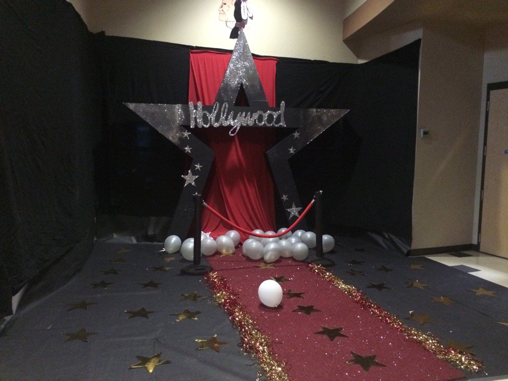 busybenjamin's tweet photo. Here comes prom 2016! #wahlukestrong https://t.co/be0AJpfQvT