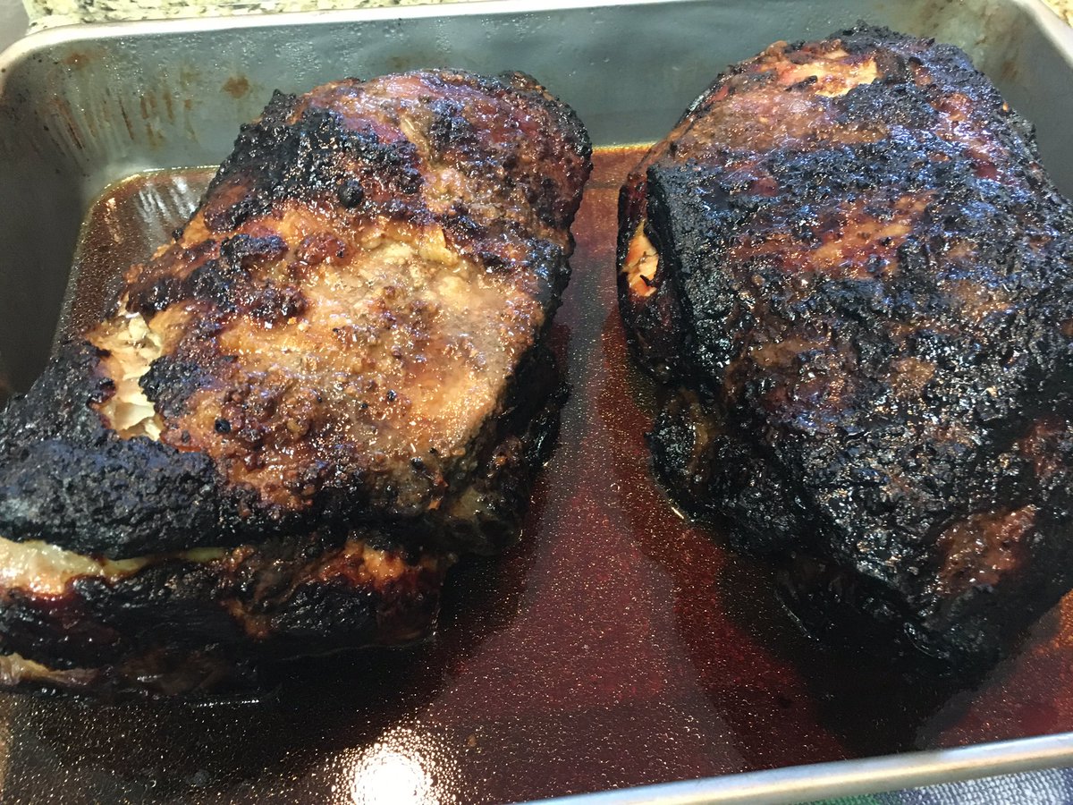 jtatpeek's tweet image. @iGrill just bought your #igrillmini #igrill2. Love it!!  #smoking #bostonbutt #porkbutt