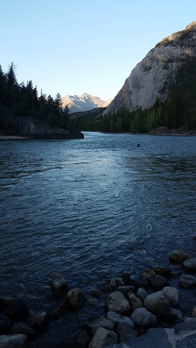 SkyeGibbens's tweet photo. #bandtrip super pretty https://t.co/lwTZakYnbG