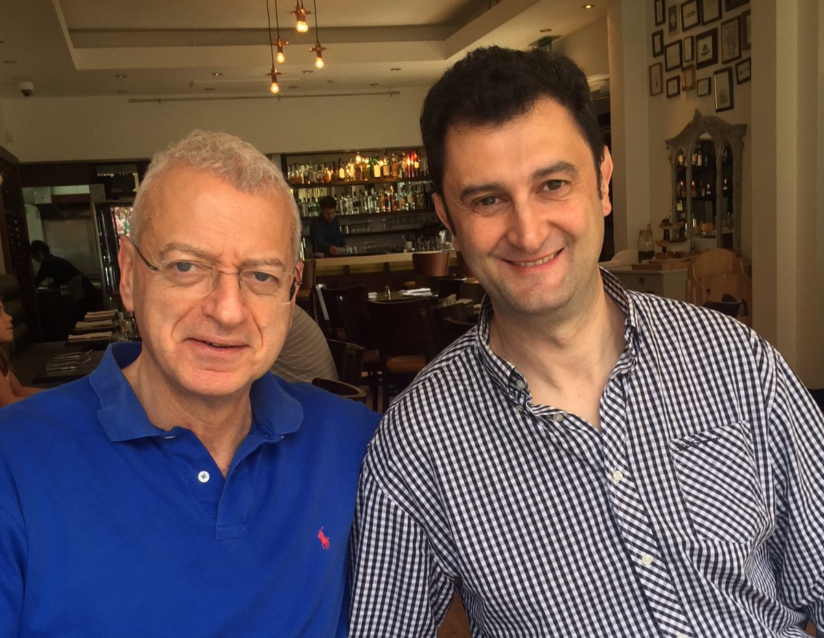 ParcoRic's tweet photo. Lunch @fleetstreetSMG Harry Harris book bestseller @DonRanieri @LCFC #theimmortals https://t.co/wfzTQc5X8Q #football https://t.co/IBvlBJgvDu