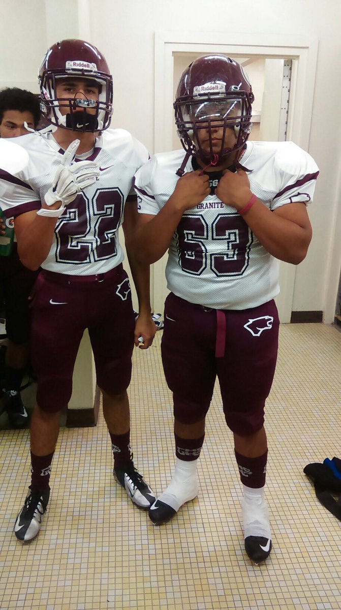 masediddy64's tweet photo. Get some boyz who can do both 🔥🏈👅💦 https://t.co/4ZkqSVYING