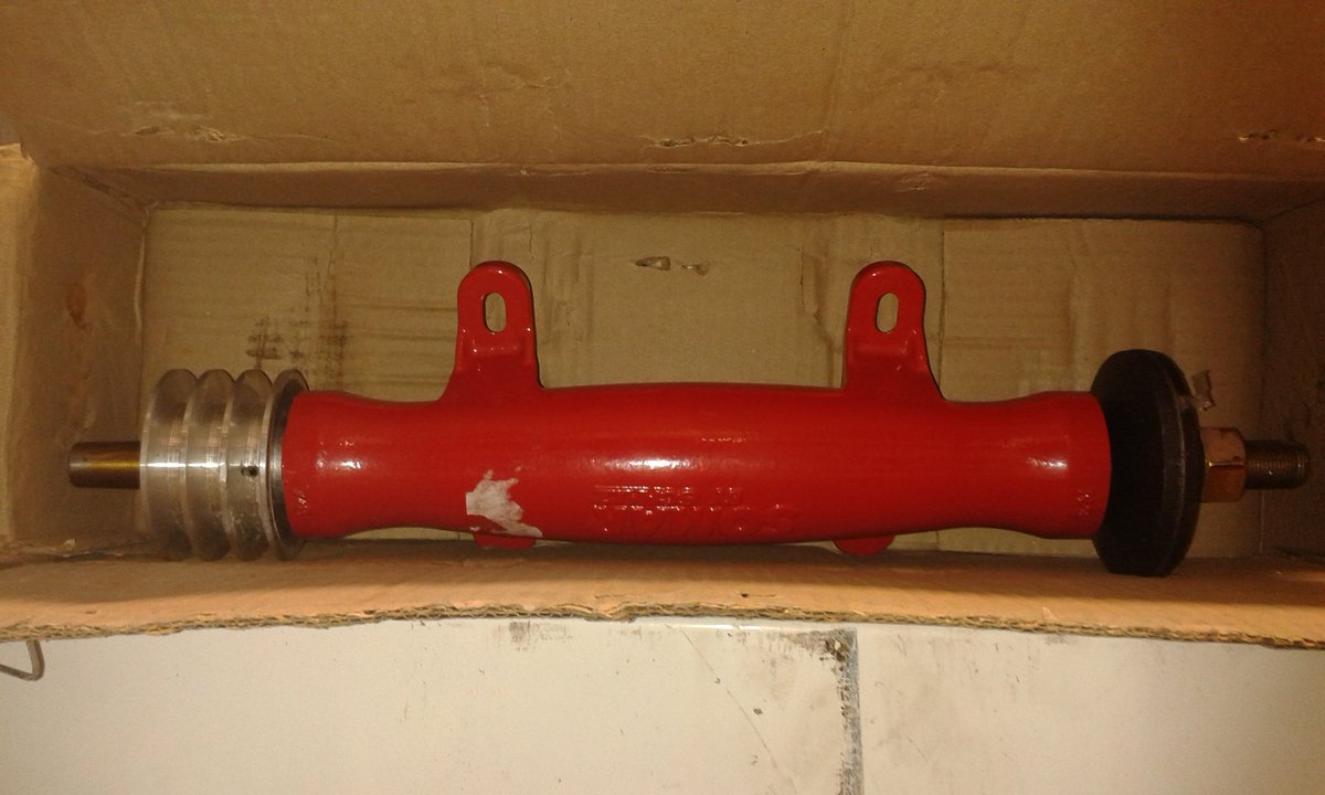 optim98's tweet image. 