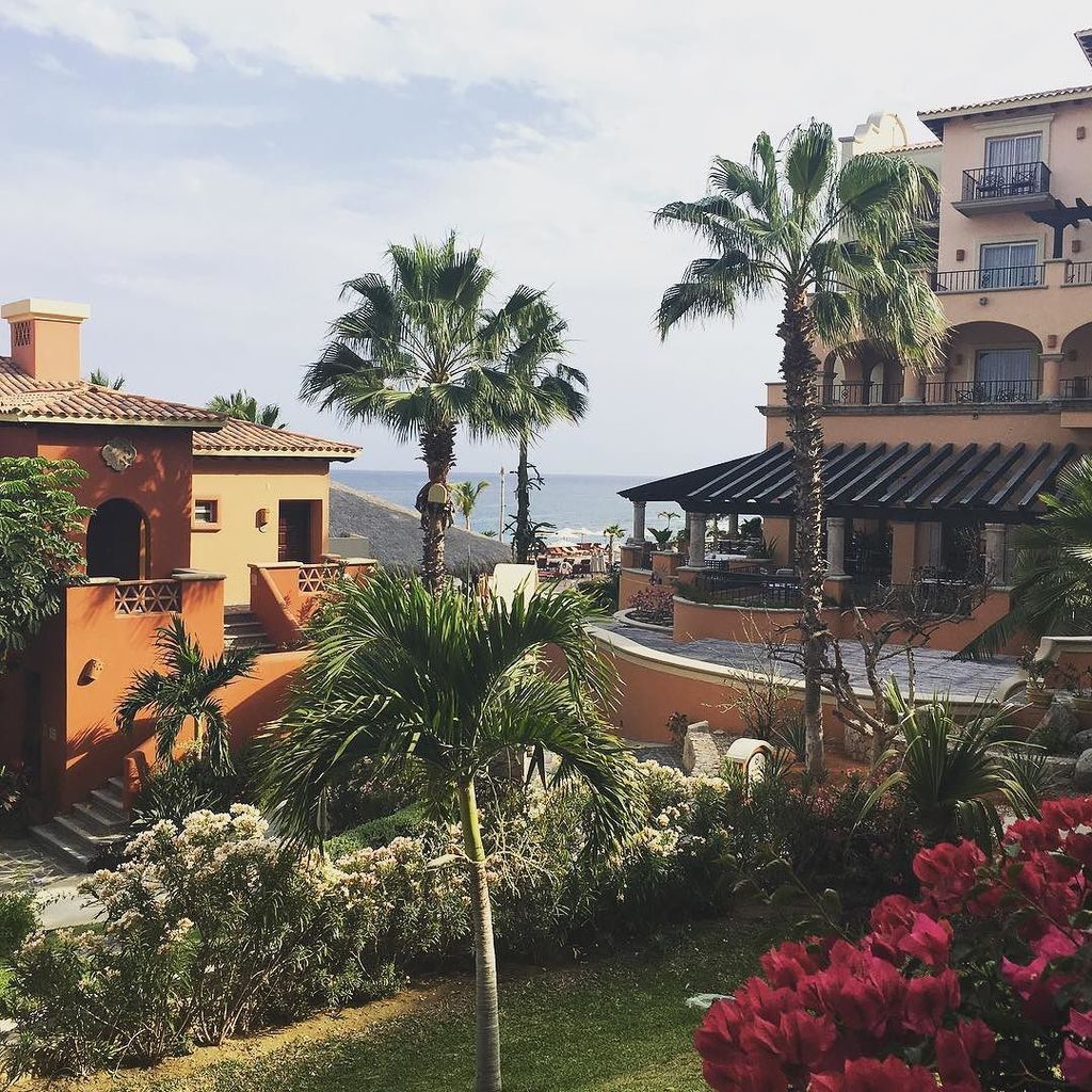 AACabobyBea's tweet photo. #Birthday in #LosCabos... I think I'll stay forever. #sheratonhacienda #HappyBirthdayToMe #WeekendGetaway #RoomWith… https://t.co/nE1LkQUadI