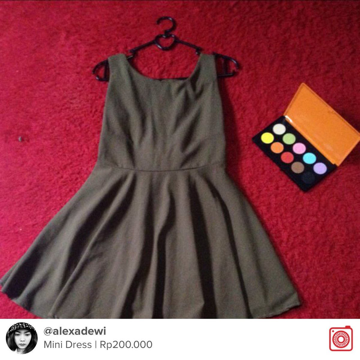 AlexaDewii's tweet photo. Dijual Mini Dress Rp200.000 https://t.co/xDdrhCP9G3 #carousell @carousell_id https://t.co/rj4GfNZNL2