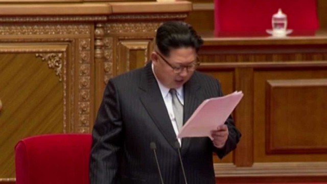 김정은, "북한 비핵화 실현 위해 노력할 것". 북한이 책임있는 핵보유국이라는 전제를 언급하며 한 발언이지만 배경 놓고 국제사회 관심. bit.ly/23yywiZ