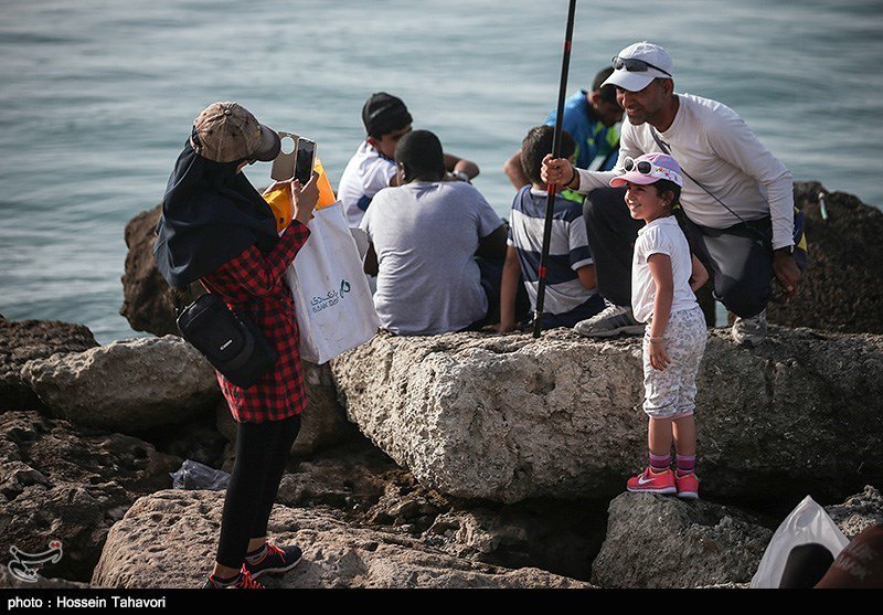 Iran_FR's tweet image. #Pêcher en famille dans l’ile de #Kish, en #Iran
iranfr.com